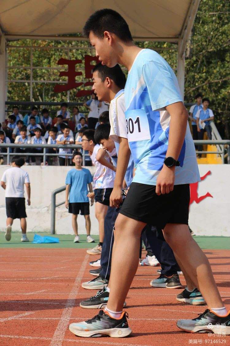 星空体育直播-包含前进力量，球队实力较量决胜时刻气势如虹的词条