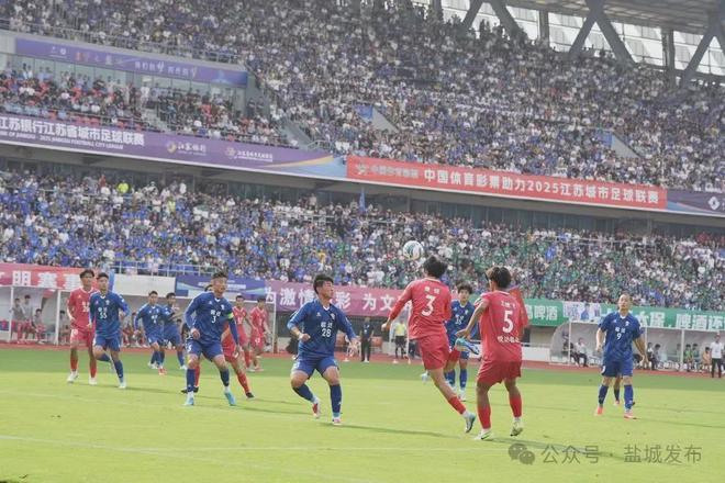 星空体育地址-克劳斯福取得胜利，积分攀升(克劳福德vs小斯宾斯最新情况)