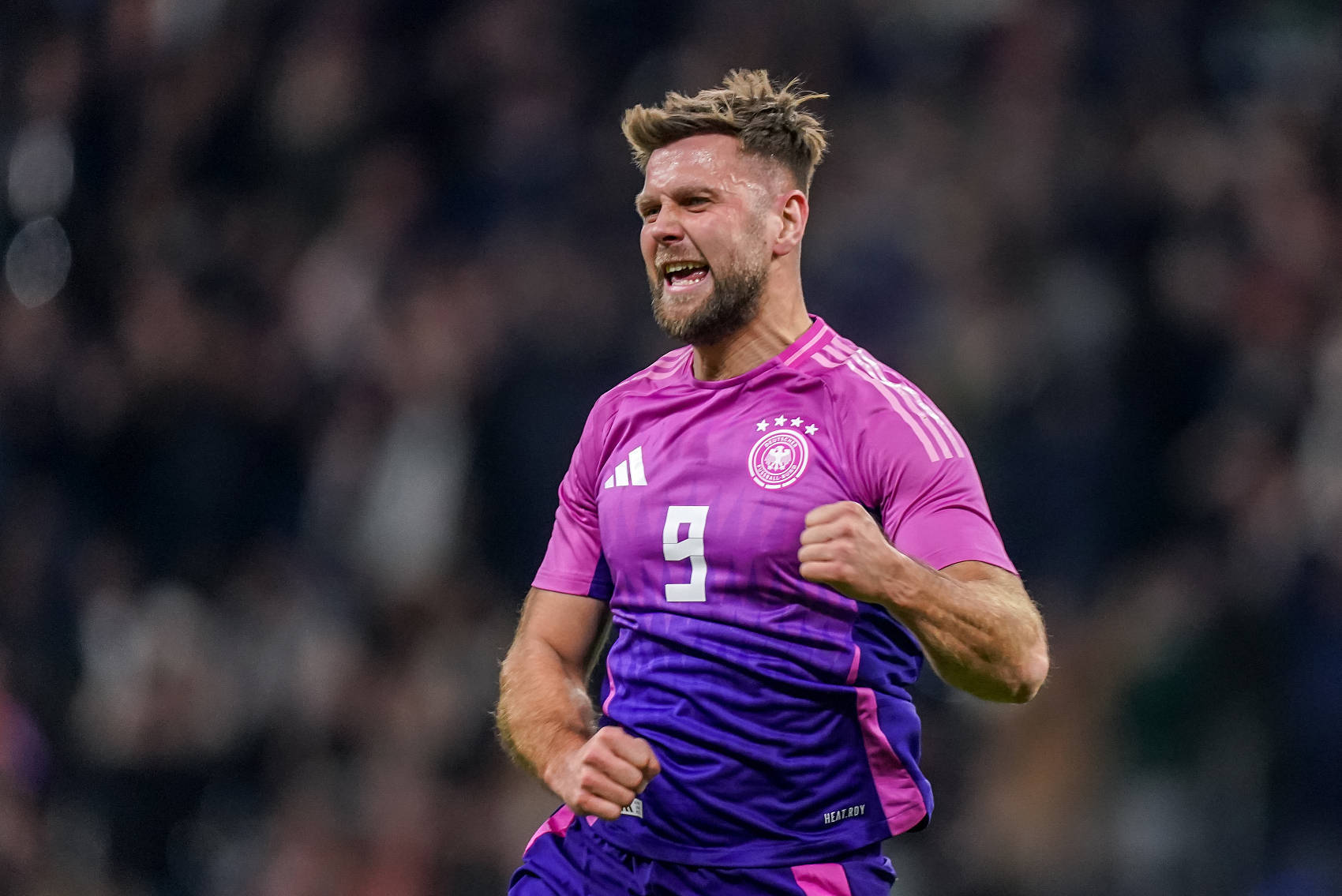 德国国家队露脆:连续两场遭遇失利的简单介绍 德国国家队露脆:连续两场遭遇失利的简单介绍