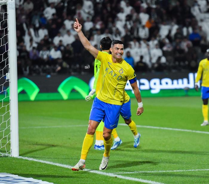 沙特国王杯冠军加冕,继续传奇进程! 沙特国王杯冠军加冕,继续传奇进程!