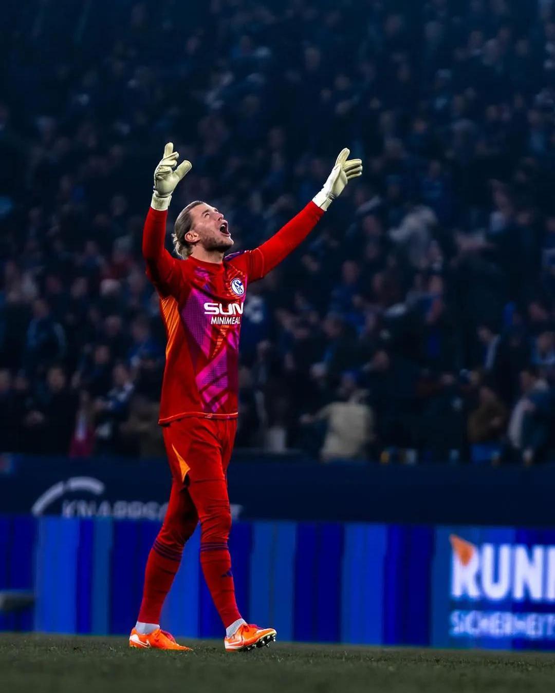 星空体育官方-关于沙尔克04客场失利，遭遇德甲两连败的信息