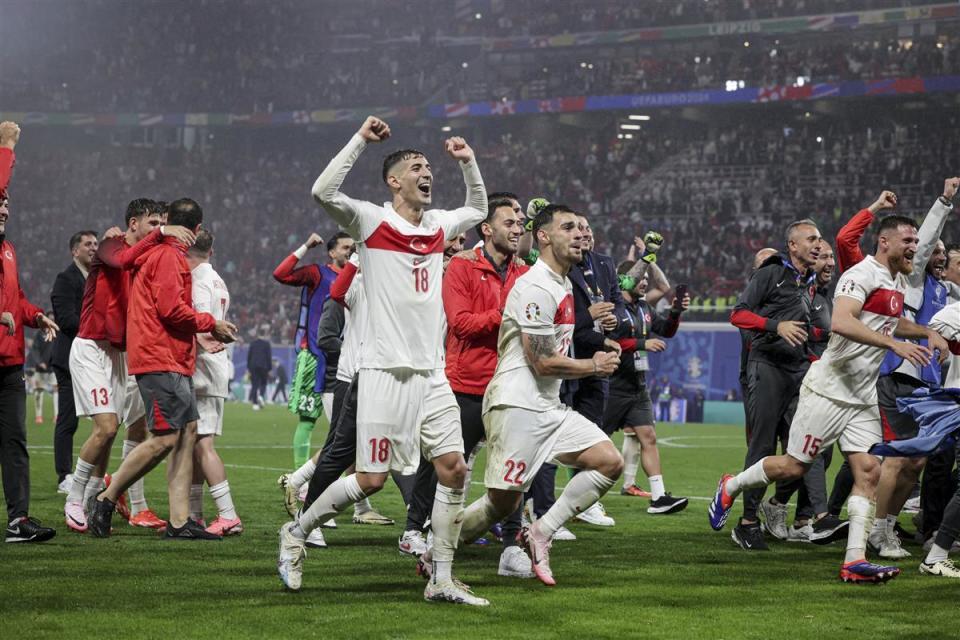 星空体育app下载-荷兰不敌奥地利，晋级前途变得扑朔迷离的简单介绍