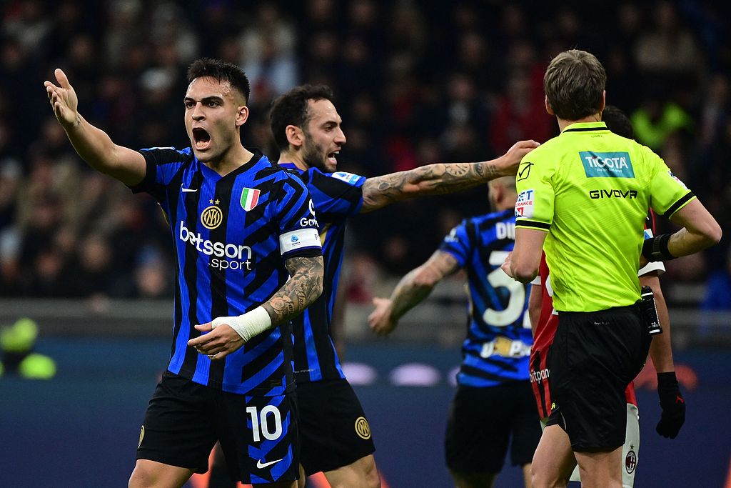 星空体育网页版-包含意甲豪强再掀风云，AC米兰国际米兰强强对话的词条