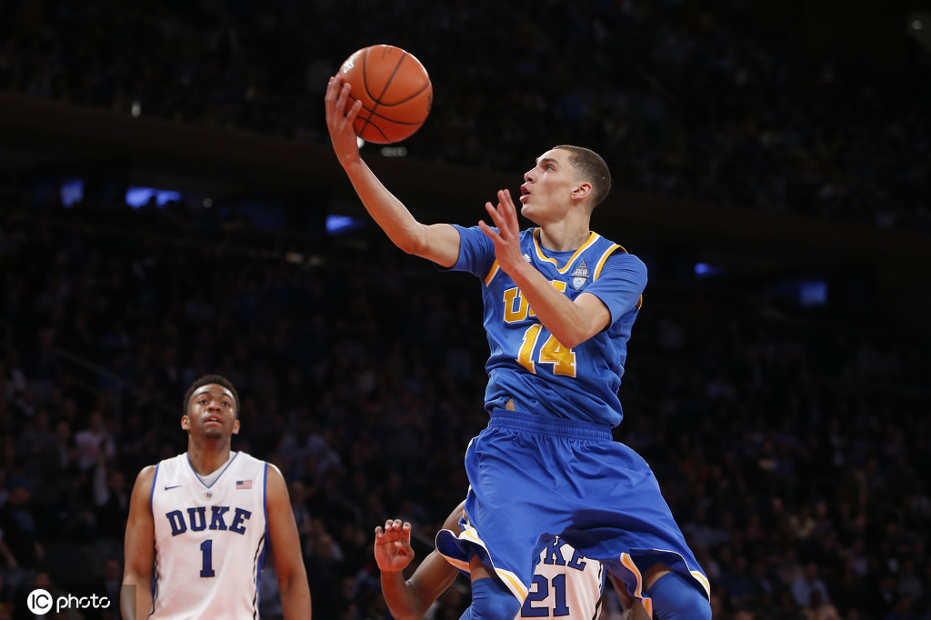 包含拉文特队以出色表现征服球迷,夺冠在望的词条 包含拉文特队以出色表现征服球迷,夺冠在望的词条