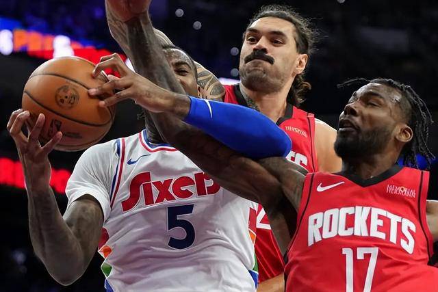 星空体育平台-主教练战术妙用，率队击败对手