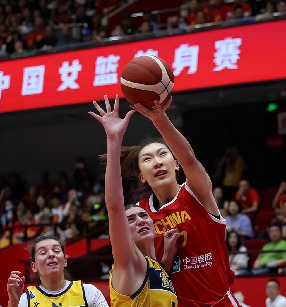 包含奥地利女足球员因伤退出,对球队阵容造成影响的词条 包含奥地利女足球员因伤退出,对球队阵容造成影响的词条