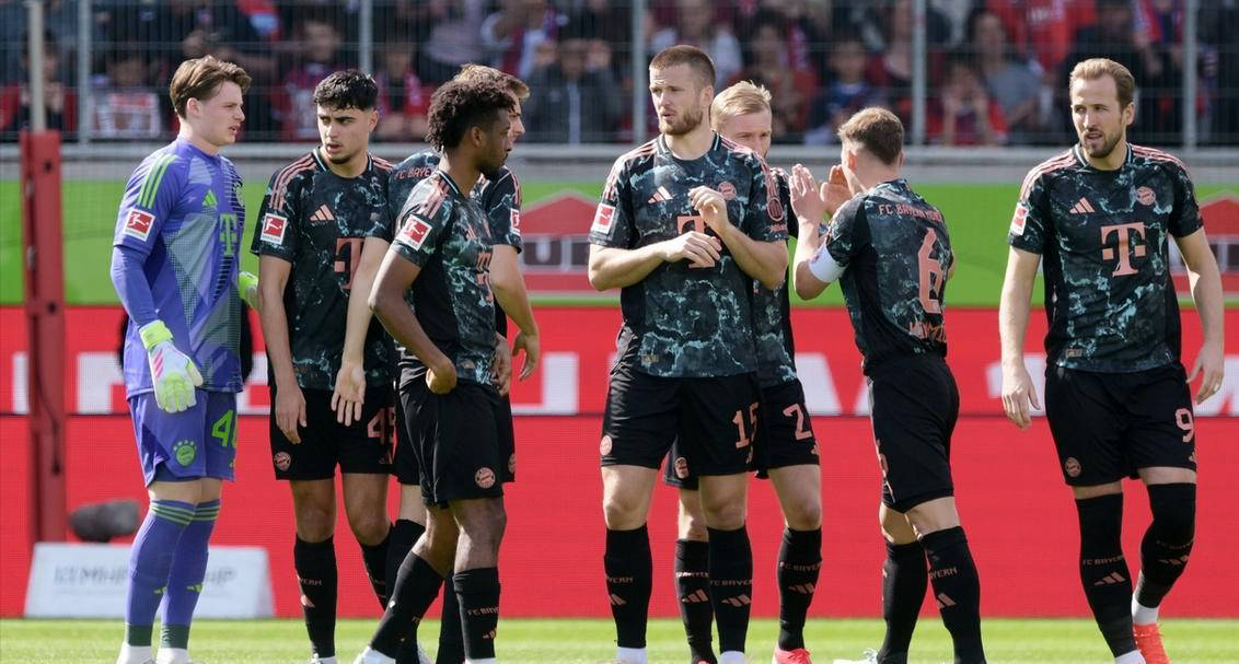 拜仁慕尼黑中场表现抢眼成为比赛焦点 拜仁慕尼黑中场表现抢眼成为比赛焦点