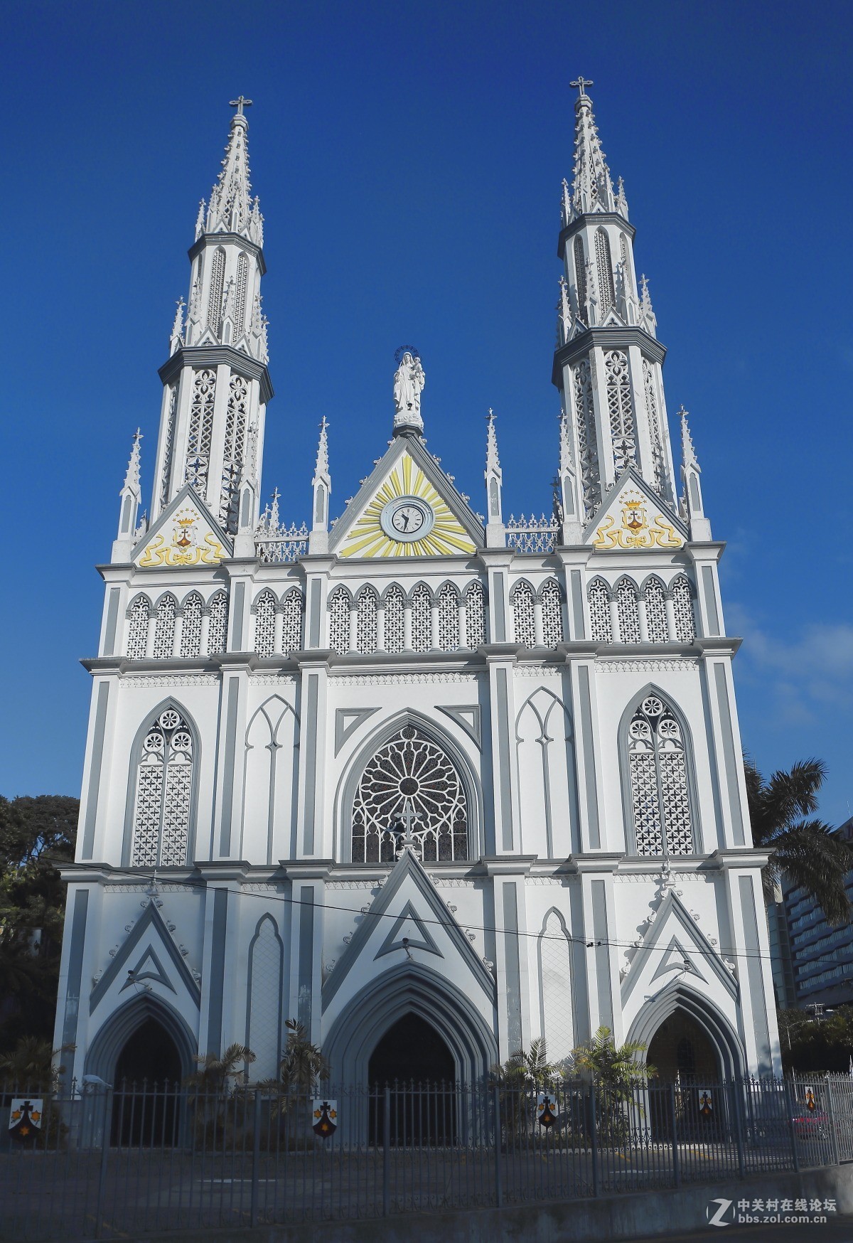 巴拿马篮球锦标赛：巴拿马城队登顶的简单介绍