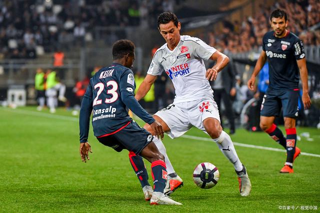 星空体育直播-包含圣埃蒂安客场大胜亚眠，取得重要三分保持不败势头的词条