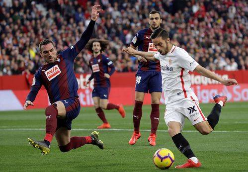 塞维利亚客场惨败,挑战最后时刻 塞维利亚客场惨败,挑战最后时刻