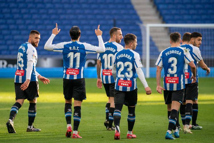 星空体育登录-马洛卡战胜拉科鲁尼亚，保级希望加大