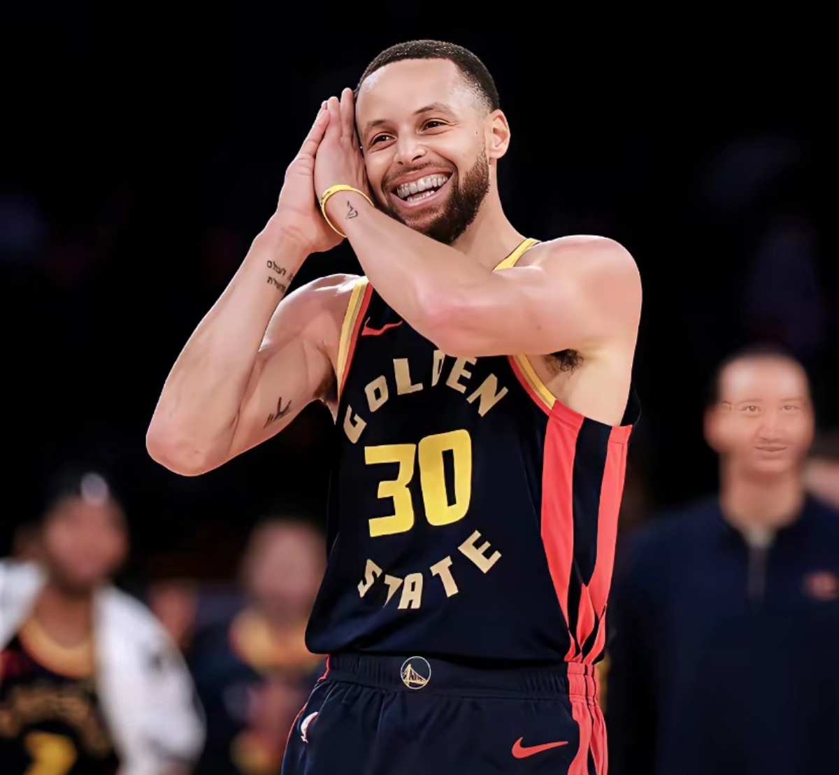 星空体育投注-勇士后卫普尔说自己会更加努力训练以备战新赛季的简单介绍