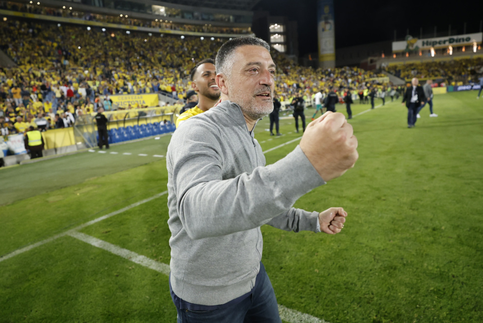 格拉纳达2-1战胜对手,继续保持不败纪录的简单介绍 格拉纳达2-1战胜对手,继续保持不败纪录的简单介绍