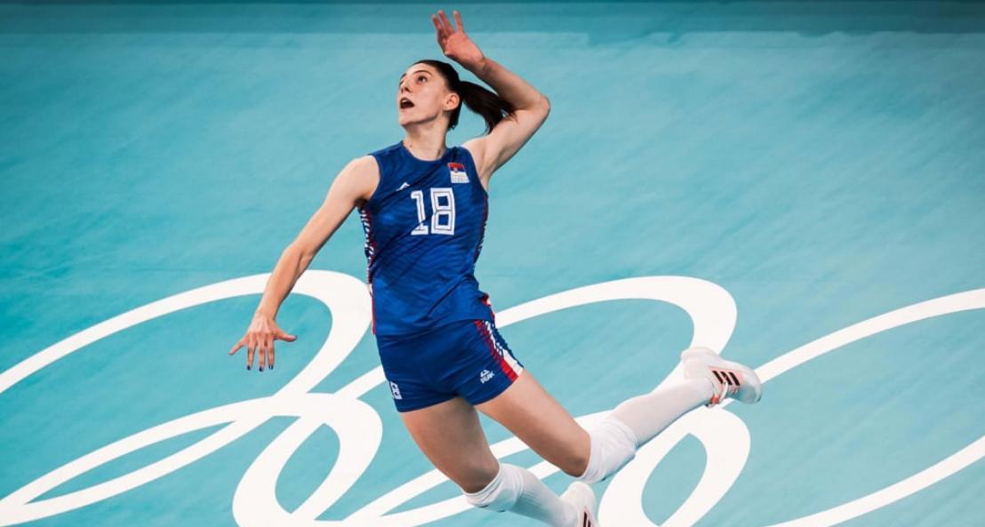 俄罗斯女排大胜塞尔维亚晋级半决赛