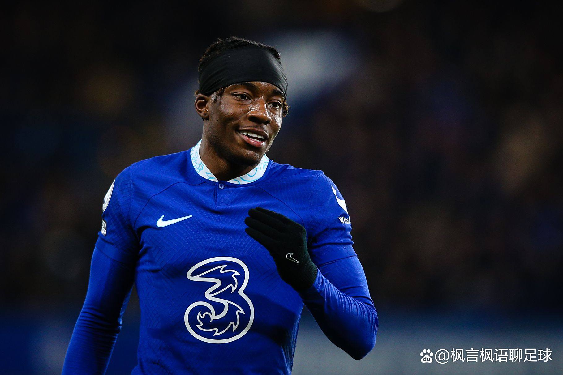 星空体育活动-切尔西客场不敌水晶宫，输掉关键战役