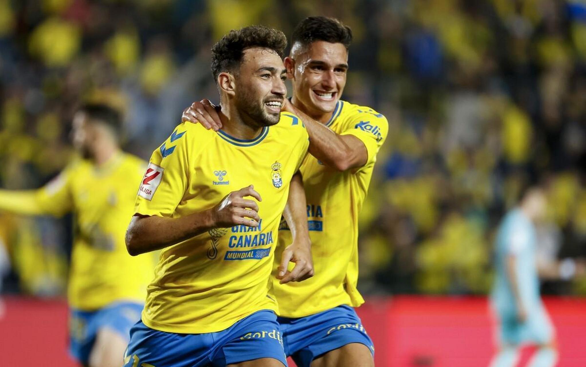 星空体育官网入口-关于全队陷入低迷，谨防内部不团结问题的信息